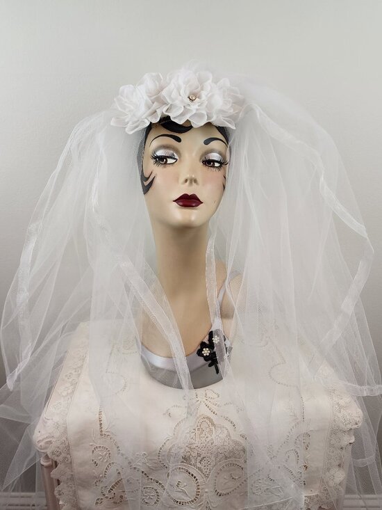 Vintage White Tulle Double Layer Wedding Bridal Veil w/ White Roses Rhinestones main image 15